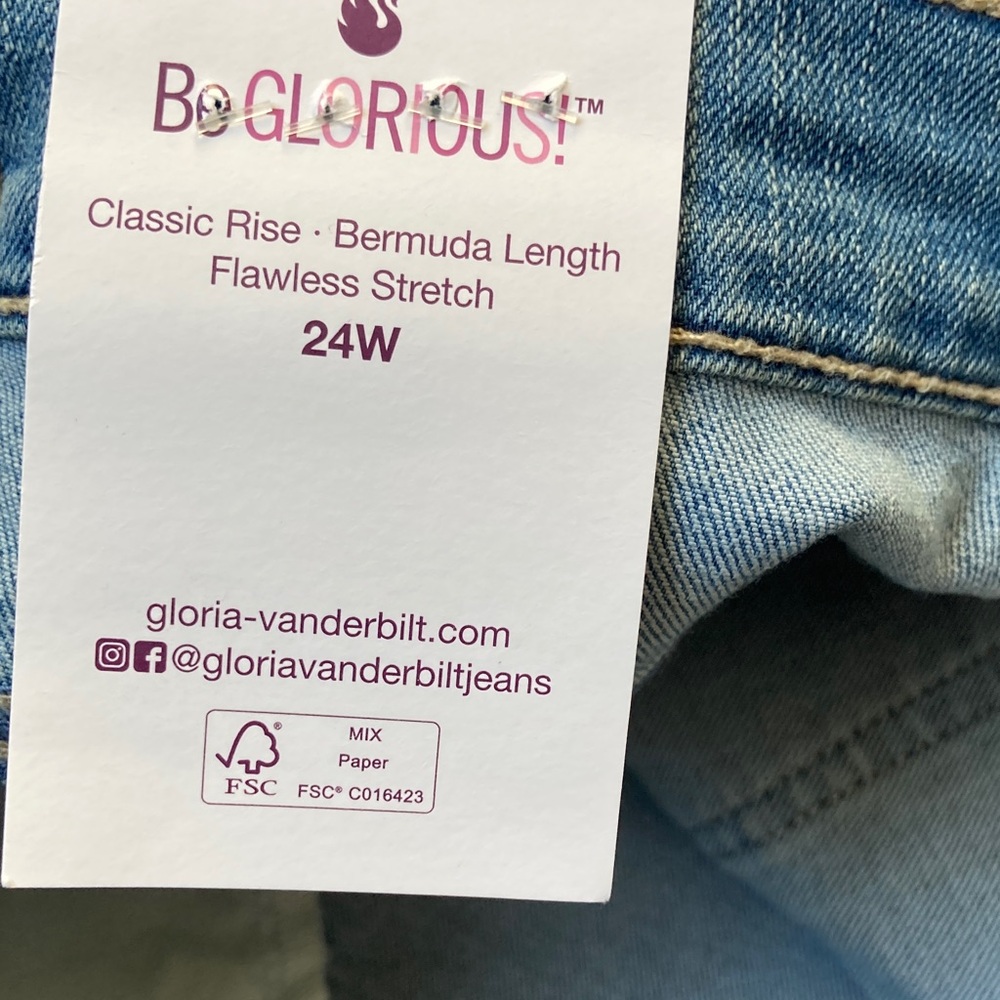 Gloria Vanderbilt Amanda Bermuda jean short flawless stretch classic rise 24W - Picture 4 of 16